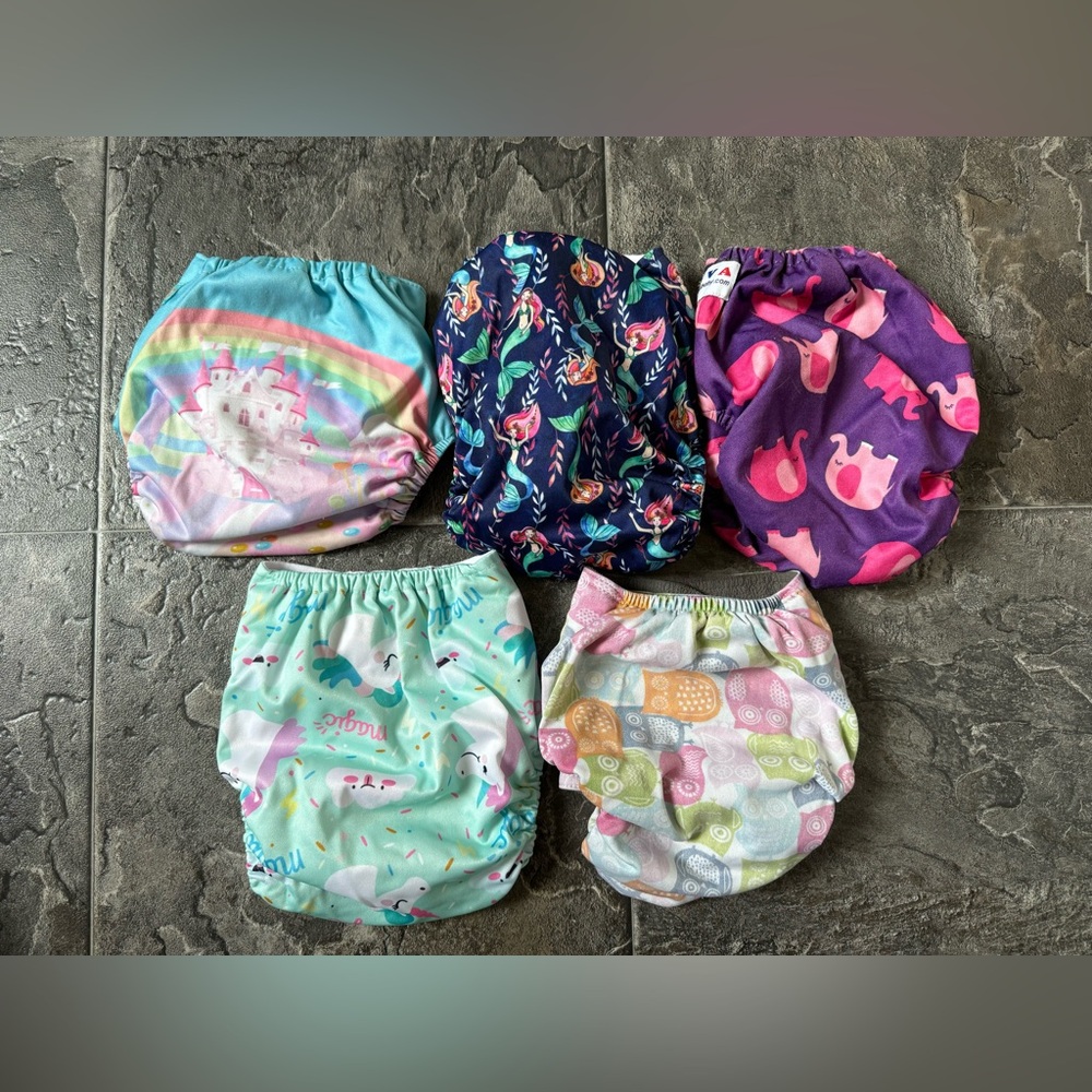 Cloth Diaper Set - Picture 2 of 6